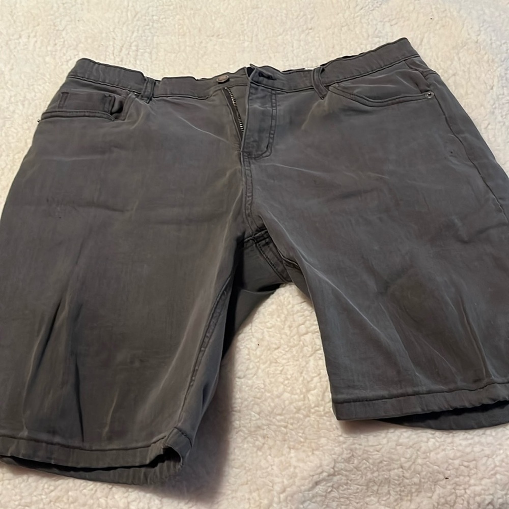 Men’s shorts